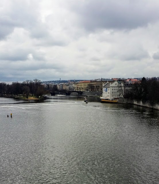 praga si raul vltava