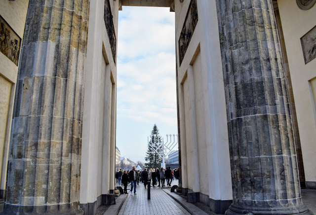 coloane poarta brandenburg