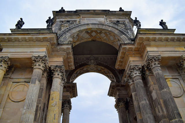 poarta triumfului potsdam