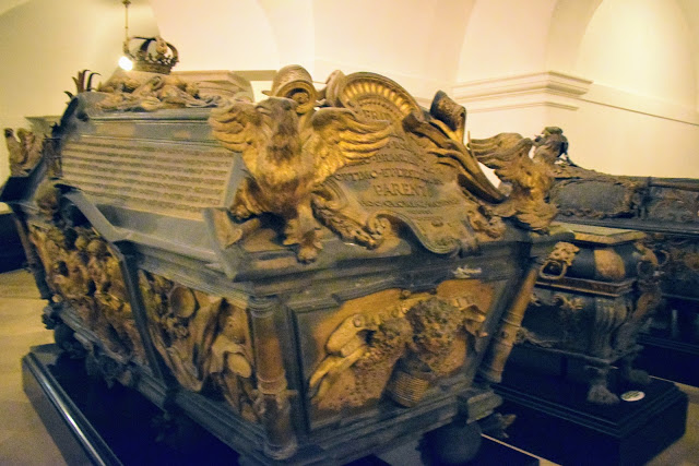 cripta dom berlin
