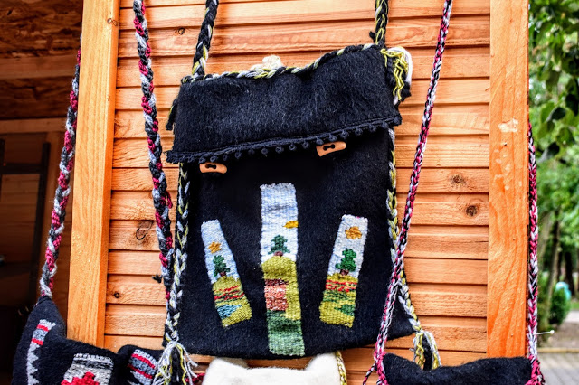 geanta traditionala din lana