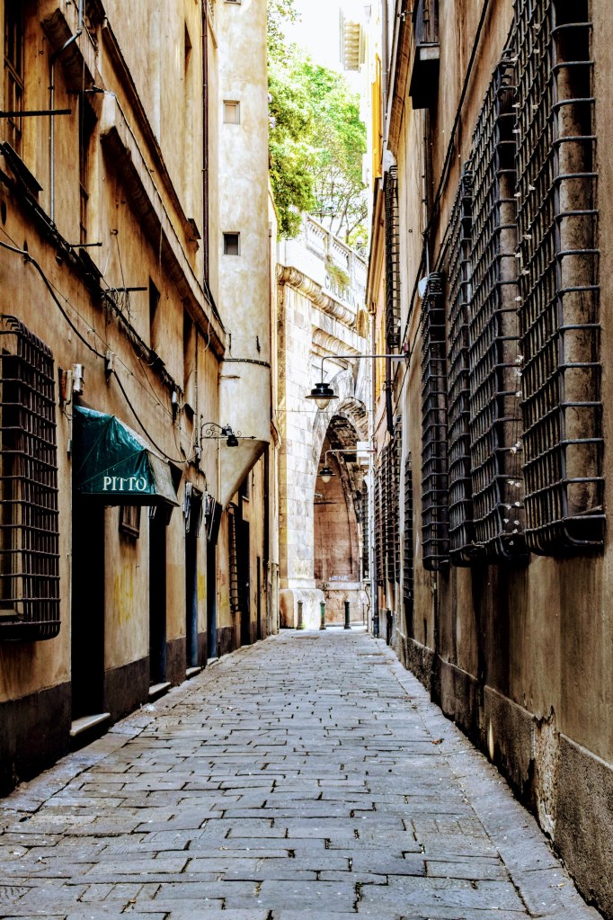 strada ingustra genova