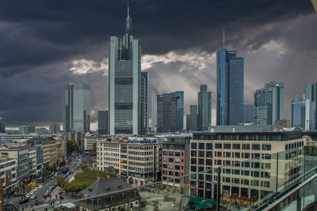 arhitectura moderna frankfurt