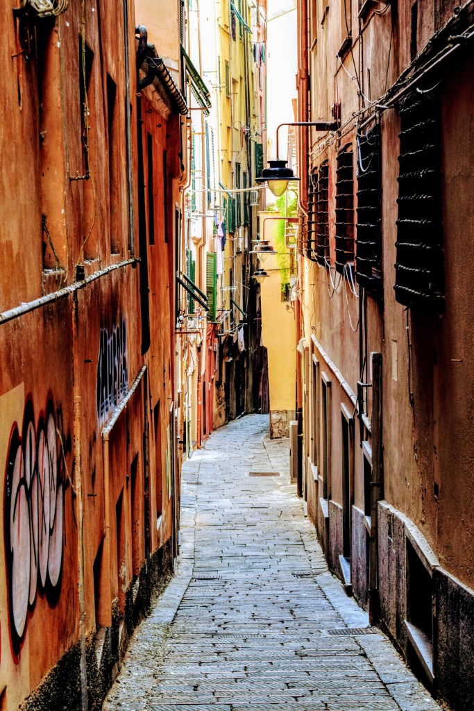 strada ingustra genova